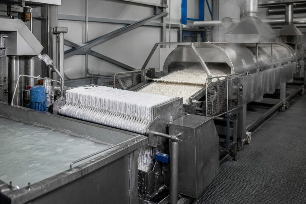 Lavaggio e asciugatura del fluoropolimero PTFE in impianto industriale