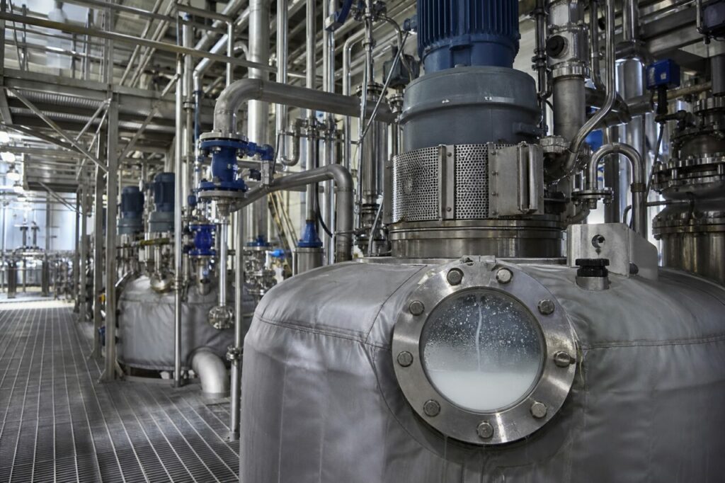 Reattori di polimerizzazione in dispersione per produzione di PTFE